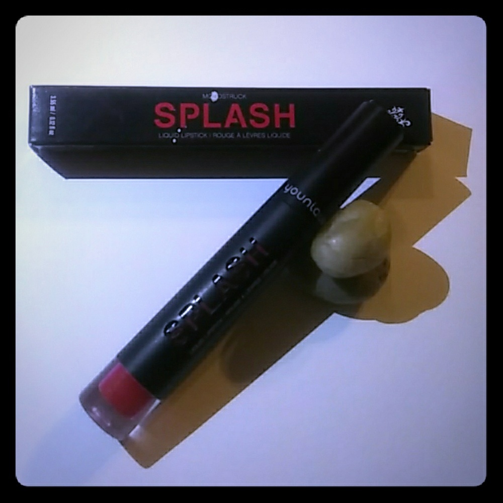 Younique Moodstruck Splash Liquid Lipstick